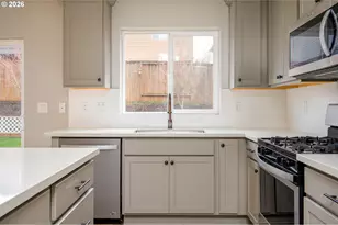 15572 Bachelor Ave, Sandy, OR 97055 - Photo 14