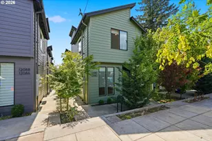 12078 SE Pine St, Portland, OR 97216 - Photo 2