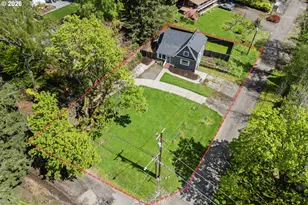 12330 SW 60th Ave, Portland, OR 97219 - Photo 2