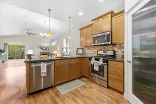 5022 NE 29th Ave, Vancouver, WA 98663 - Photo 2