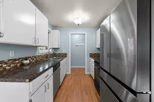 1530 SW 201st Ave, Beaverton, OR 97003 - Photo 16