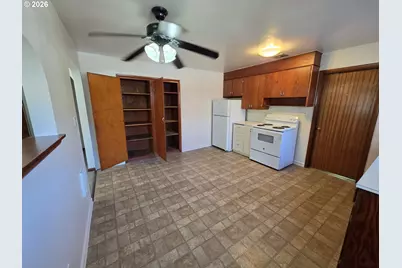 1305 8th Ave, Longview, WA 98632 - Photo 14