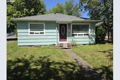 1305 8th Ave, Longview, WA 98632 - Photo 1