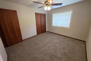 1305 8th Ave, Longview, WA 98632 - Photo 6