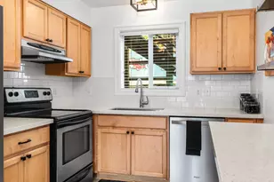 8521 N Edison St, Portland, OR 97203 - Photo 8