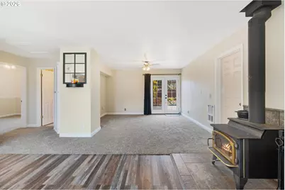 1615 Johnson St, North Bend, OR 97459 - Photo 14