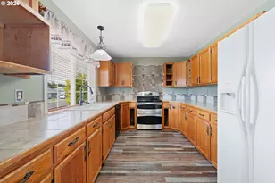 1615 Johnson St, North Bend, OR 97459 - Photo 20