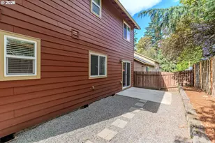 2013 NW Bella Vista Dr, Gresham, OR 97030 - Photo 34