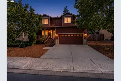 2013 NW Bella Vista Dr, Gresham, OR 97030 - Photo 2