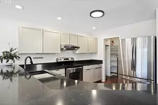 1502 Lincoln St, Hood River, OR 97031 - Photo 14