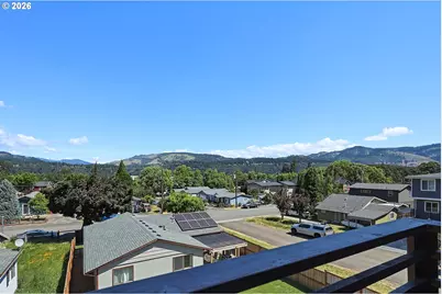 1502 Lincoln St #3, Hood River, OR 97031 - Photo 22