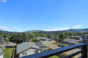 1502 Lincoln St, Hood River, OR 97031 - Photo 22