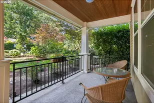 927 10th St, Lake Oswego, OR 97034 - Photo 2