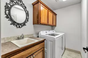 13370 SE Woodland Cir, Happy Valley, OR 97086 - Photo 26