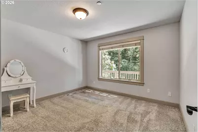 13370 SE Woodland Cir, Happy Valley, OR 97086 - Photo 24
