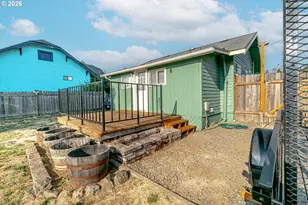 423 NE Main St, Estacada, OR 97023 - Photo 22