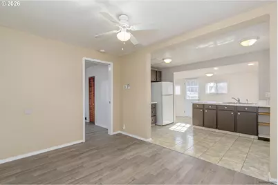 423 NE Main St, Estacada, OR 97023 - Photo 6