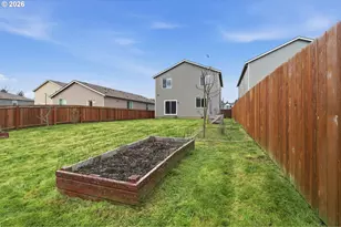 1706 W 12th St, La Center, WA 98629 - Photo 28