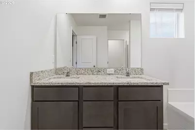 1706 W 12th St, La Center, WA 98629 - Photo 16