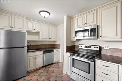 4008 E 14th St, Vancouver, WA 98661 - Photo 4