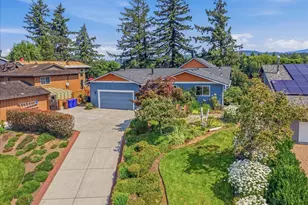20415 NE Interlachen Ln, Fairview, OR 97024 - Photo 2