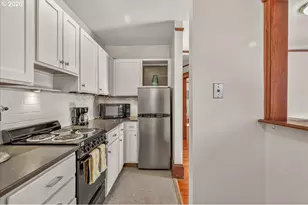 1937 NW Johnson St, Portland, OR 97209 - Photo 16