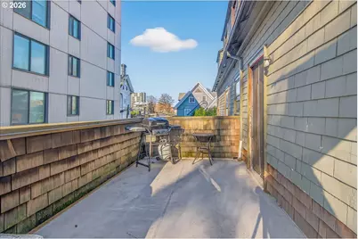 1937 NW Johnson St #3, Portland, OR 97209 - Photo 30