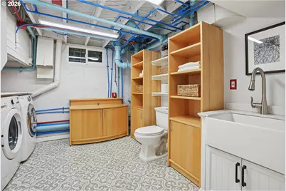 3510 NE Knott St, Portland, OR 97212 - Photo 30