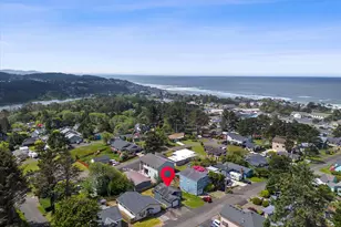 1754 NE 13th St, Lincoln City, OR 97367 - Photo 36
