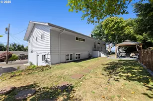 374 W Lexington Ave, Astoria, OR 97103 - Photo 32