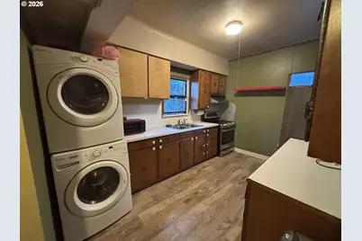 6122 SE 87th Ave, Portland, OR 97266 - Photo 12