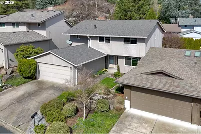 17 Britten Ct, Lake Oswego, OR 97035 - Photo 2