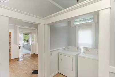 211 Monroe St, Eugene, OR 97402 - Photo 14