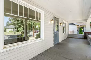 7328 N Portsmouth Ave, Portland, OR 97203 - Photo 2