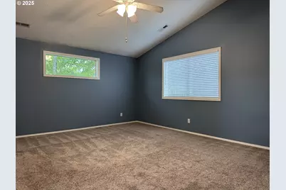 15556 SE Gladys Rose Way, Damascus, OR 97089 - Photo 18