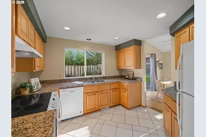 19325 SW Durell Ct, Beaverton, OR 97003 - Photo 12