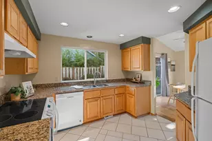 19325 SW Durell Ct, Beaverton, OR 97003 - Photo 12