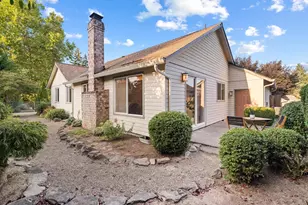 19325 SW Durell Ct, Beaverton, OR 97003 - Photo 28