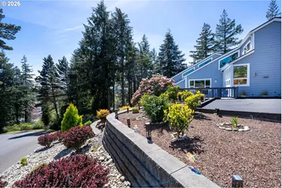 601 Telegraph Dr, Coos Bay, OR 97420 - Photo 42