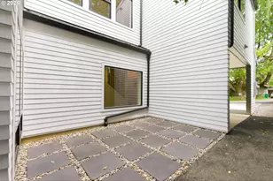 9265 SW 1st Ave, Portland, OR 97219 - Photo 32