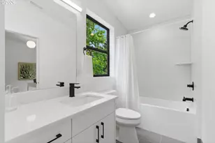 9265 SW 1st Ave, Portland, OR 97219 - Photo 26