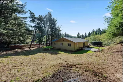60422 Foxglove Rd, Coos Bay, OR 97420 - Photo 26
