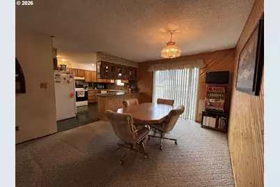 1060 D St, Baker City, OR 97814 - Photo 12