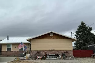 1060 D St, Baker City, OR 97814 - Photo 1