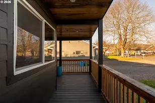 153 SE James St, Camas, WA 98607 - Photo 4