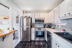 468 N Hayden Island Dr, Portland, OR 97217 - Photo 6