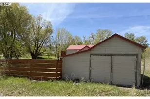 145 Green St, Paisley, OR 97636 - Photo 10