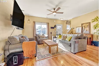 1620 N Lena Ct, Lafayette, OR 97127 - Photo 4