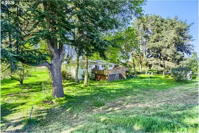 16530 NW Gillihan Rd, Portland, OR 97231 - Photo 40