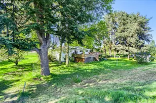 16530 NW Gillihan Rd, Portland, OR 97231 - Photo 40